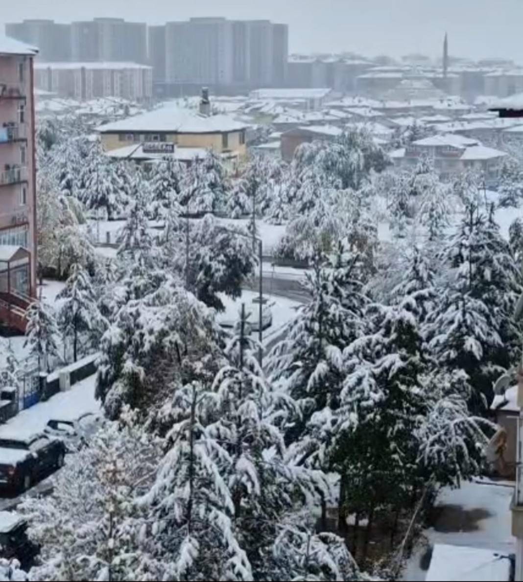 3 ilimiz beyaz örtüyle kaplandı! Kar kalınlığı 26 santimetre 17